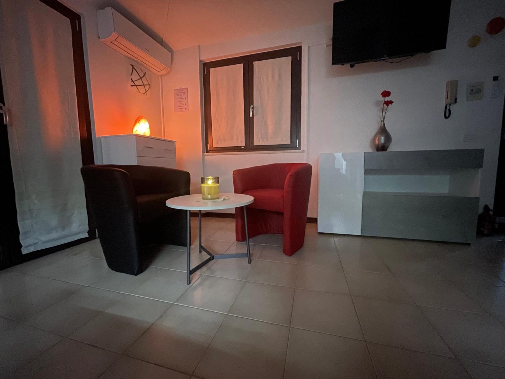Casa Lugana 15 - Monolocale Con Piscina Fronte Lago シルミオーネ エクステリア 写真